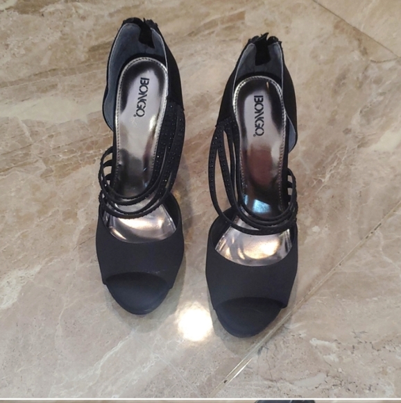Bongo Black Peep Toe Pumps - Picture 8 of 8